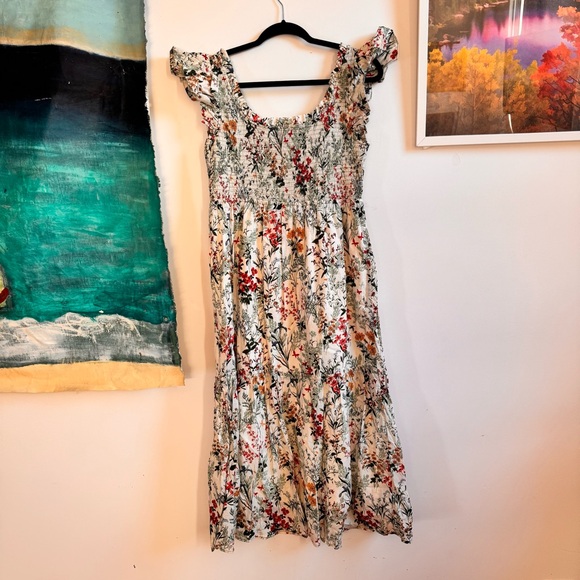 Tuckernuck Mallie smocked midi dress Sun Faded Fields floral Large - Picture 2 of 7